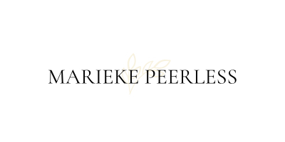 Logo NatuurlijkMarieke - Marieke Peerless